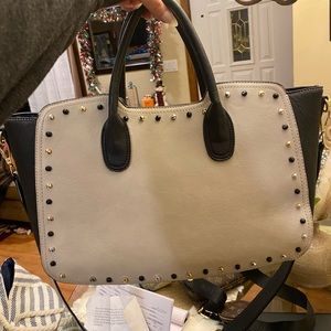 Women’s purses